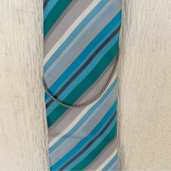 JOHN SPARKS MULTICOLORED STRIPED NECKTIE, POCKET SQUARE AND TIE CHAIN NWT - Picture 7 of 14